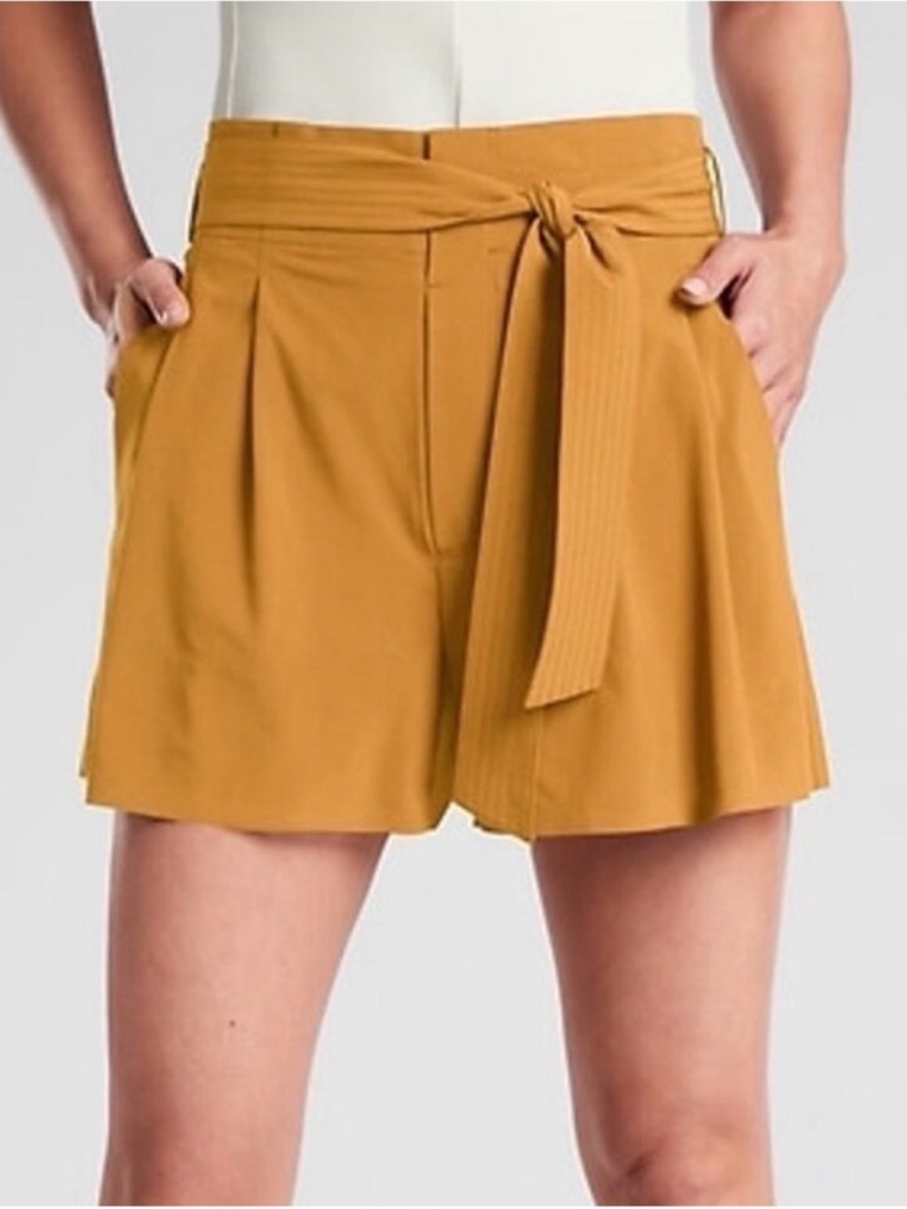 Athleta skyline II Carhartt brown shorts • size 12 • Flattering, comfy, stylish